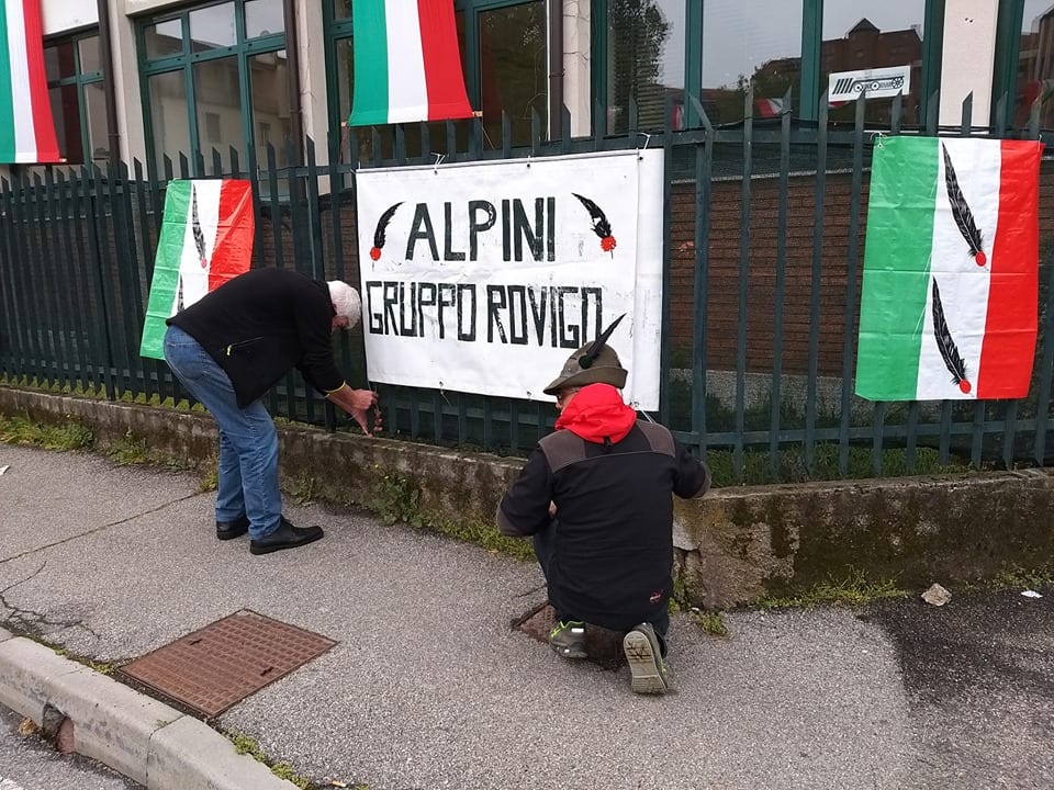 Sfilata Alpini a Caronno: esponete il tricolore!