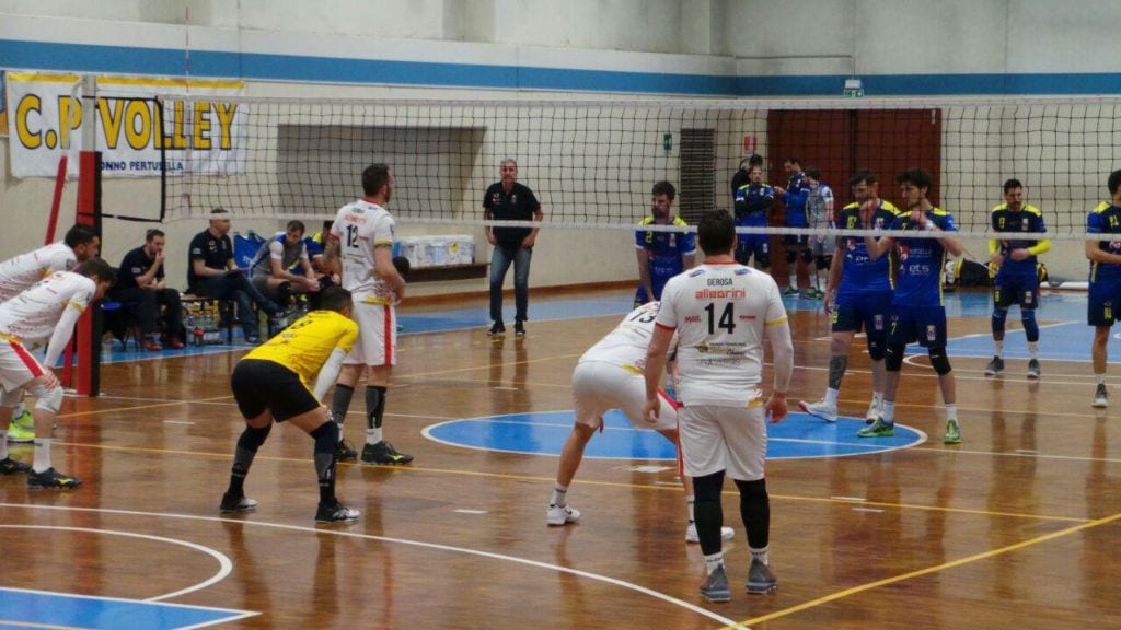 Volley: Pallavolo Saronno ripescata in serie B. Torna il derby con Caronno
