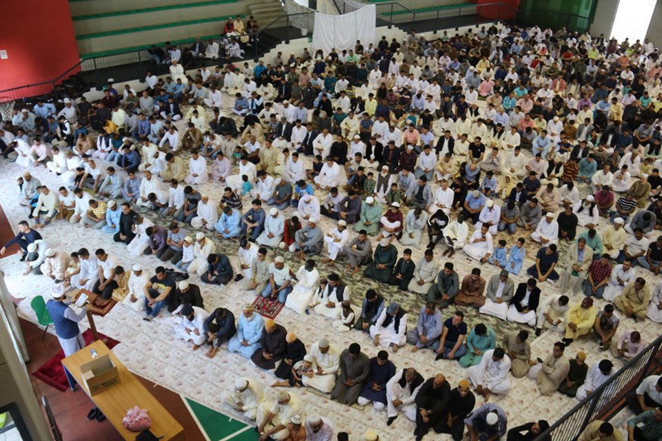La comunità islamica riunita a Solaro per le celebrazioni di fine Ramadan