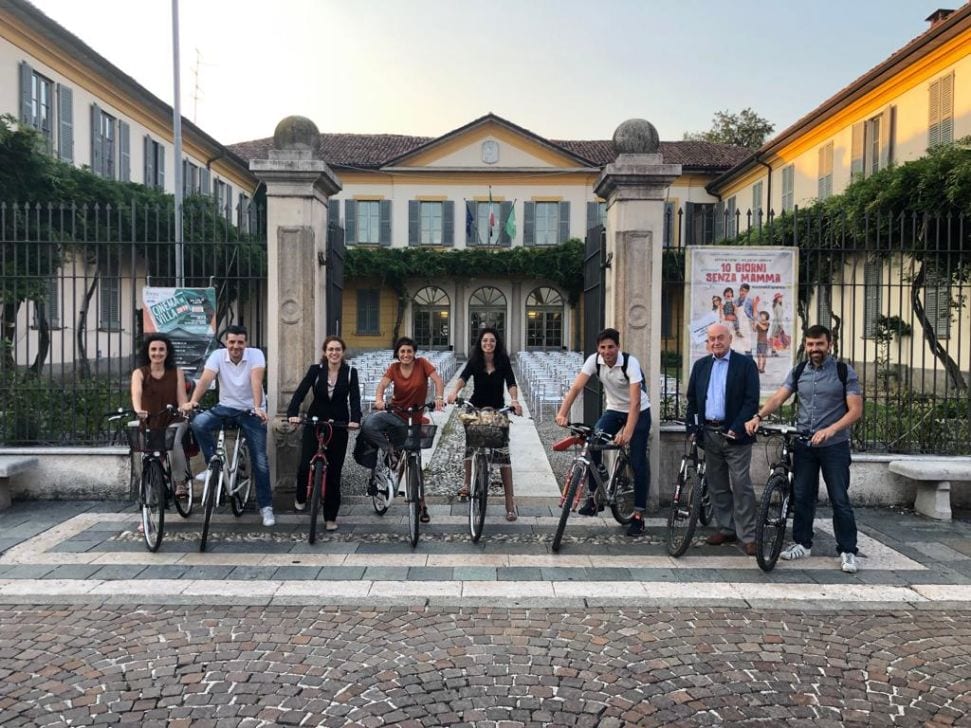 Da Solaro l’invito green e social: “In consiglio comunale in bici”