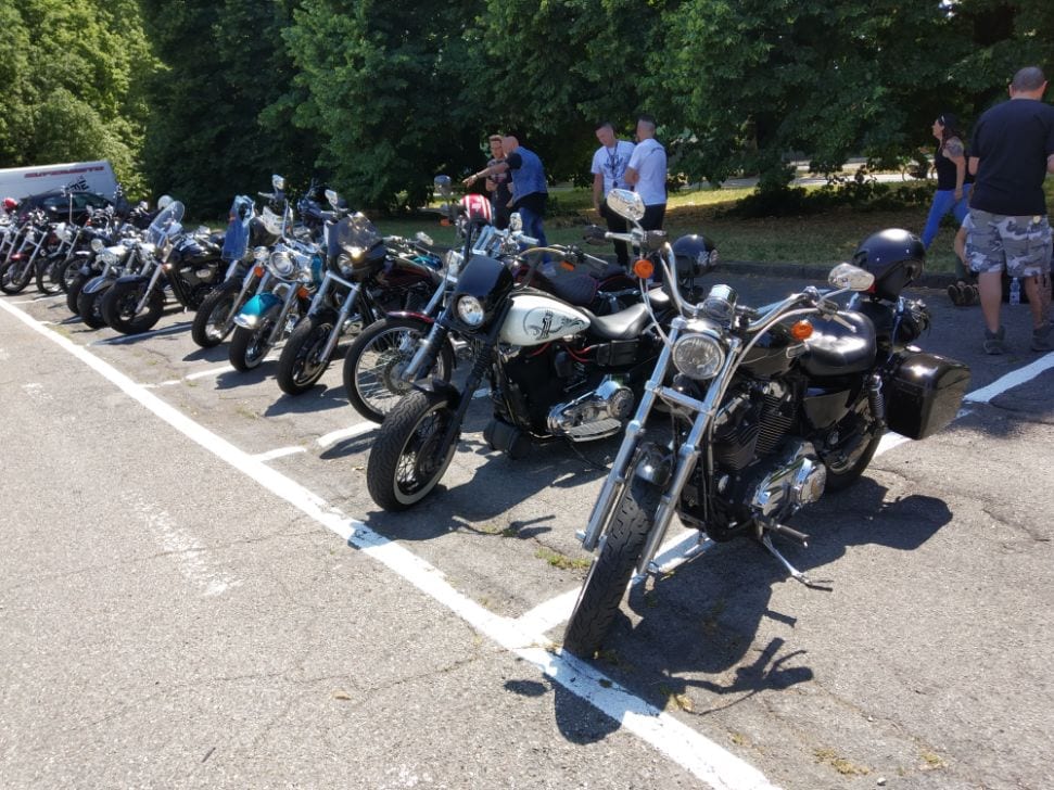 Supermoto 1 e Jbc: sfilata di bikers a Caronno Pertusella