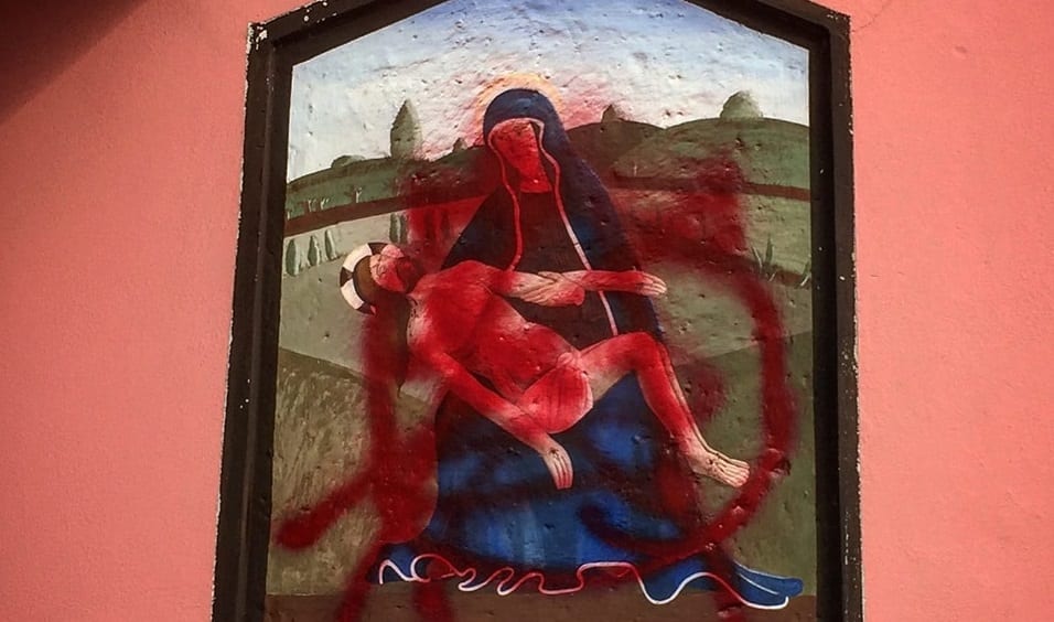 Ceriano: vandalizzata la Madonna del Santo Rosario. Cattaneo: “Reagiremo”