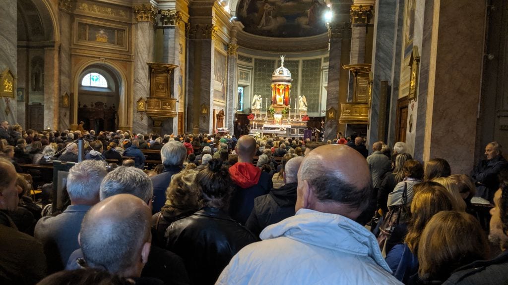Funerale Zardo: chiesa di Guanzate strapiena per l’addio