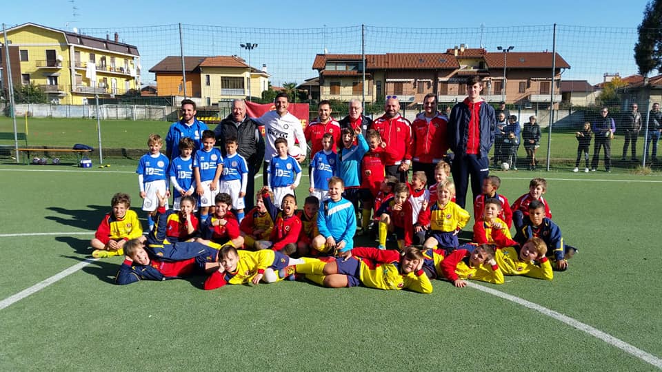 Calcio giovanile, sorpresa alla Rovellese: Javier Zanetti in visita