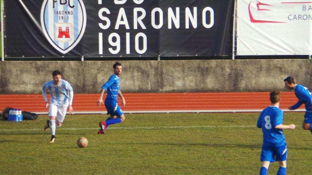 Calcio 1′ cat, la fotogallery del derby: Fbc Saronno batte Salus Turate