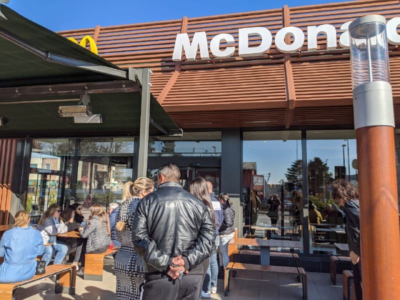McDonald’s assume a Gerenzano e Tradate