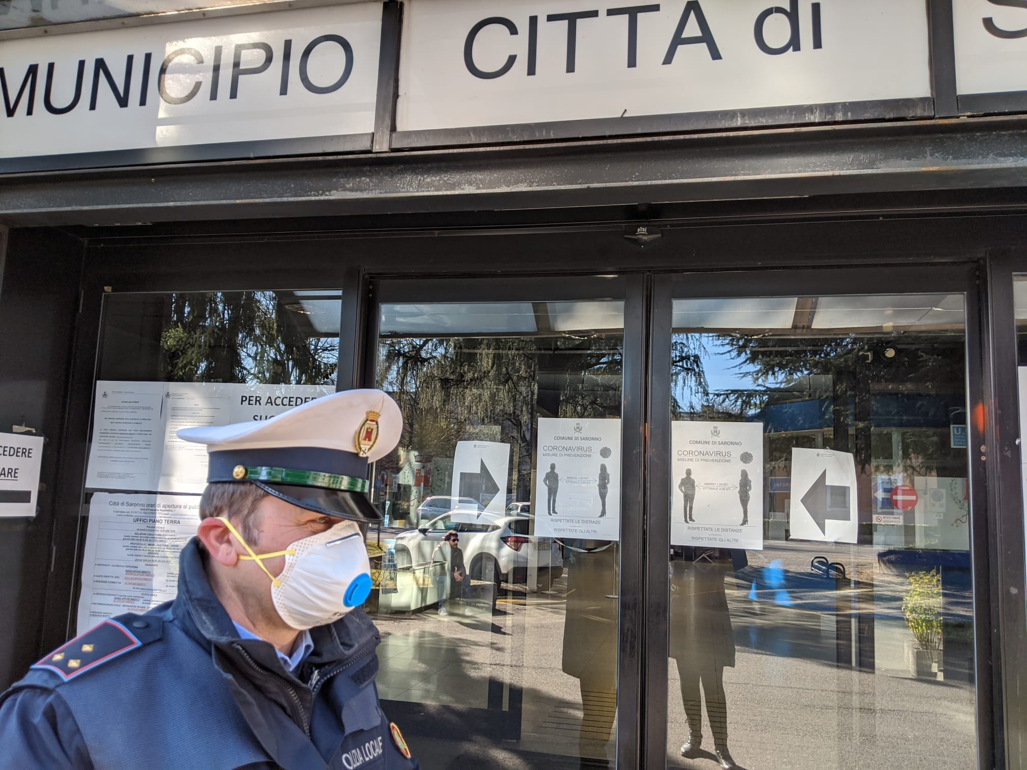 Panorama cronaca: tamponamento nel posteggio del Comune a Saronno, incidenti a Ceriano e Gerenzano, caduta in piazza a Cislago