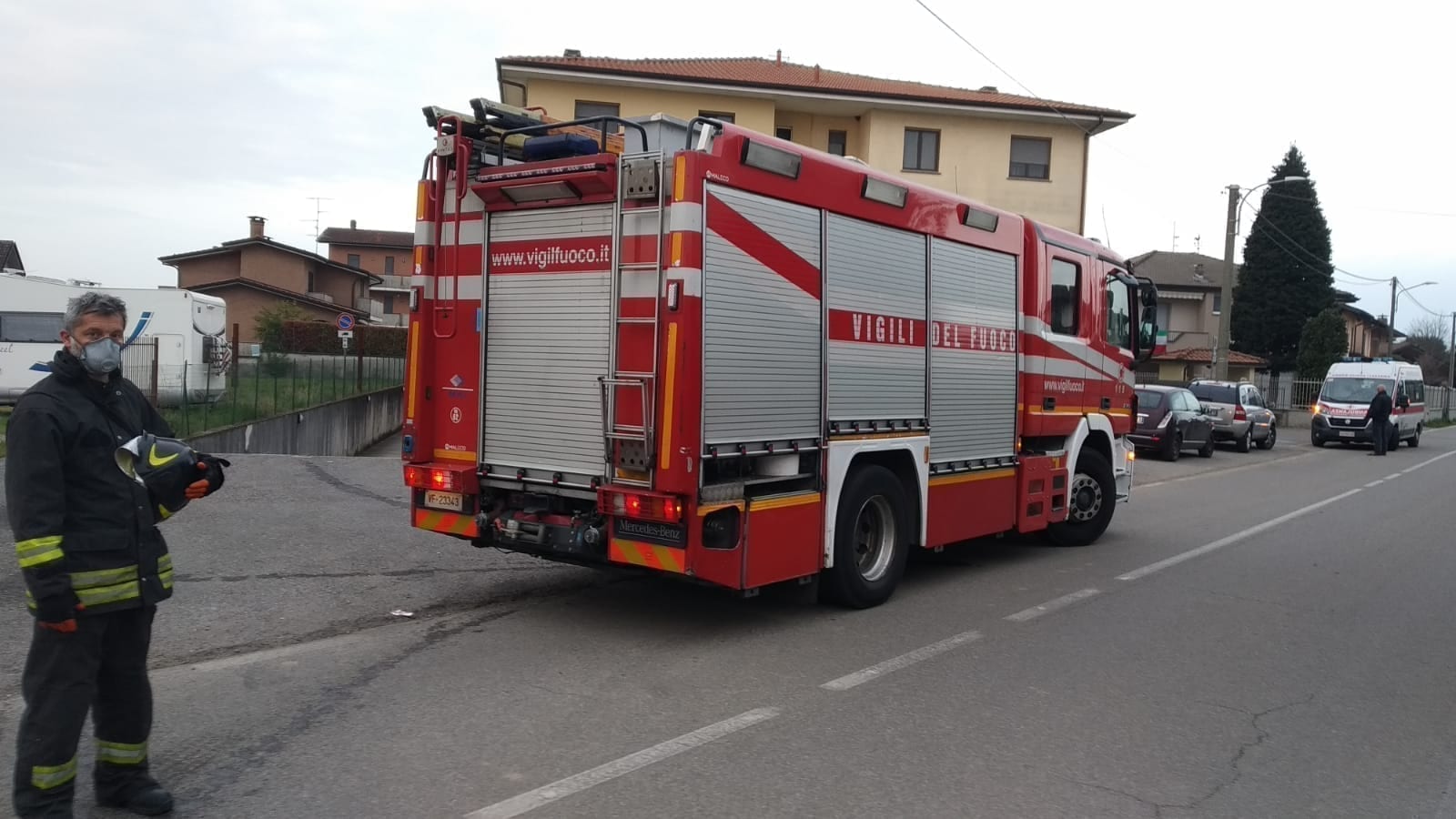 Uboldo: cade in casa, anziana salvata dai vigili del fuoco di Saronno