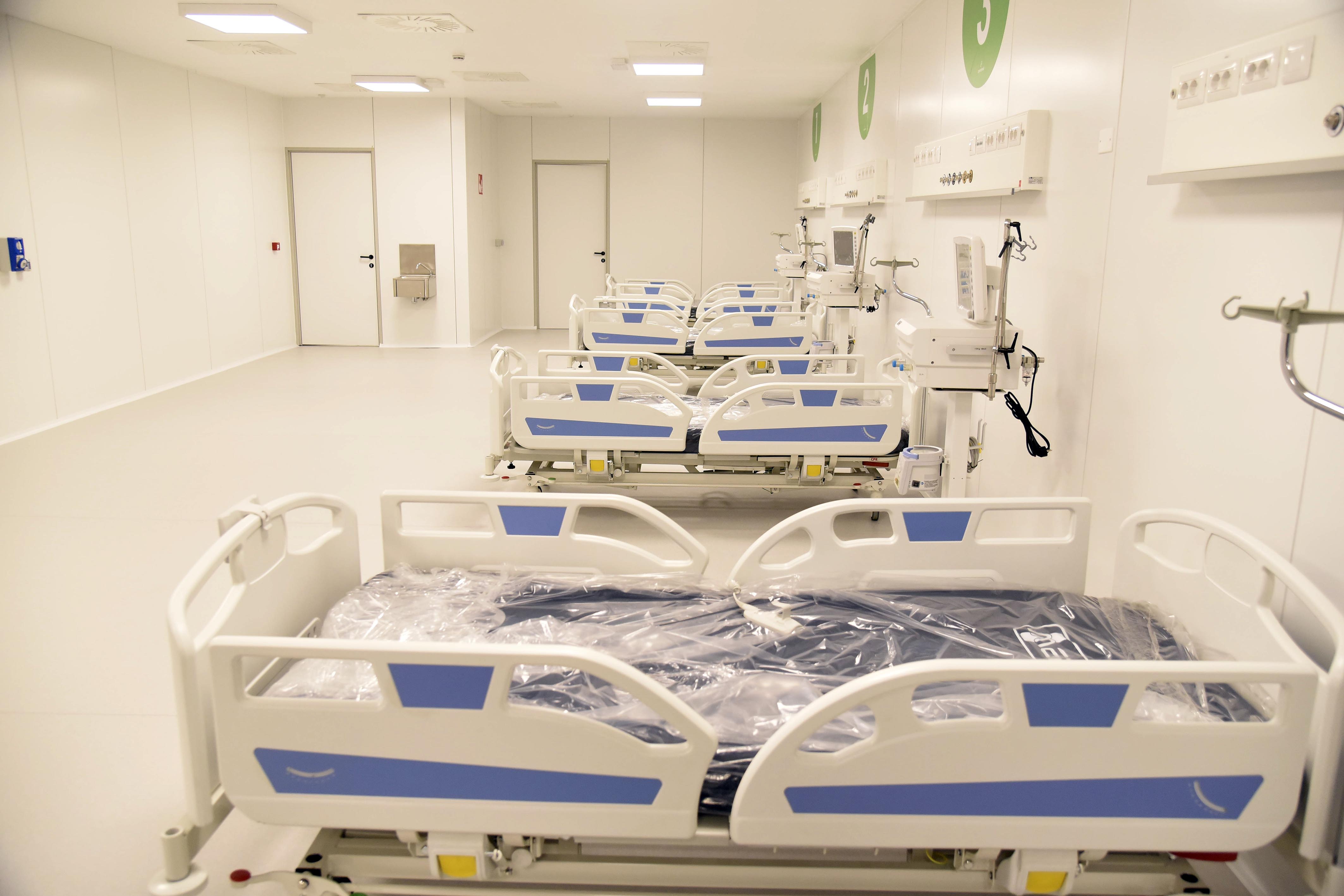 Coronavirus ospedale in Fiera, Fontana: “Non credete alle fake news!”