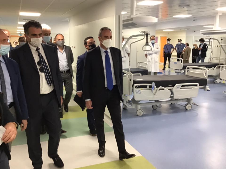Gallera in visita a Saronno, tema del giorno la sicurezza negli ospedali