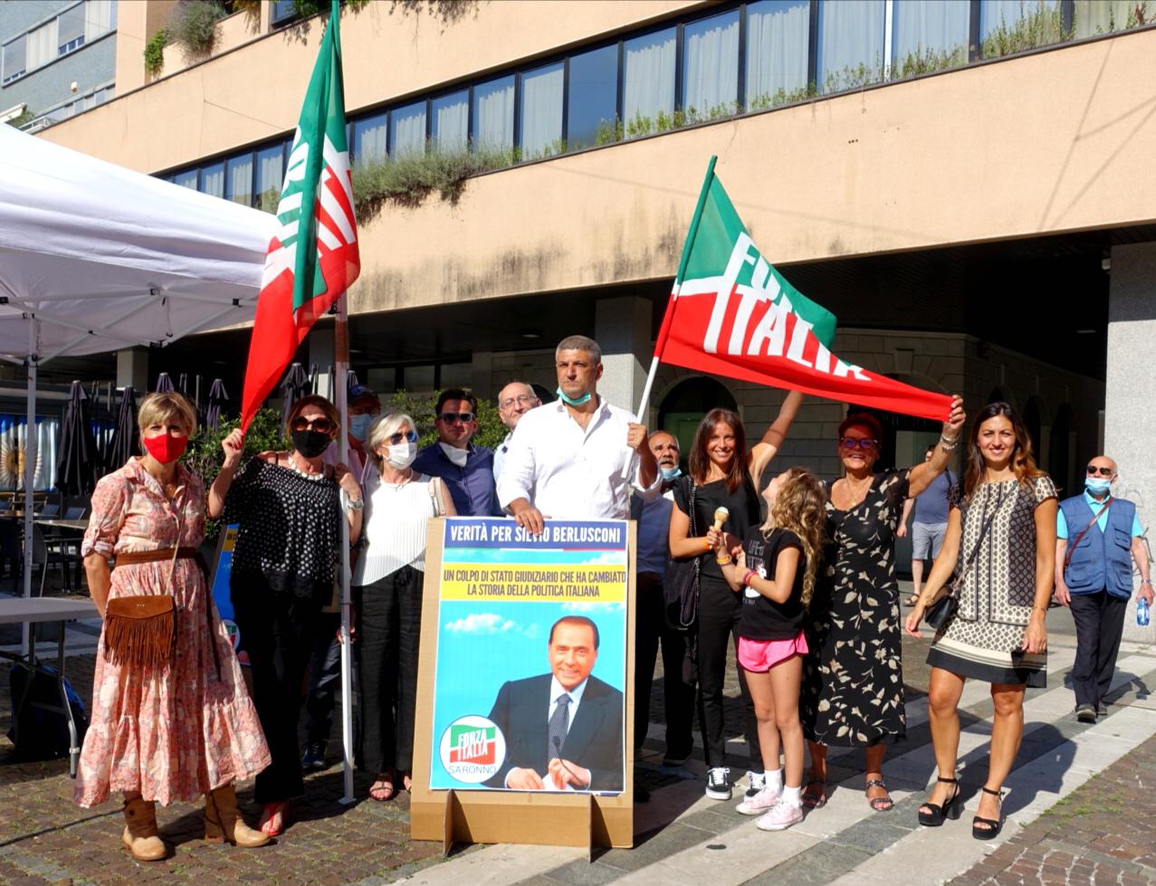 Miglino, De Marco, Silighini, Pellicciotta: Forza Italia in piazza a Saronno