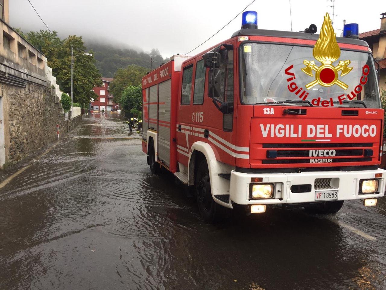 Allerta meteo: maltempo in arrivo su Saronno e intanto forte temporale sull’alto Varesotto