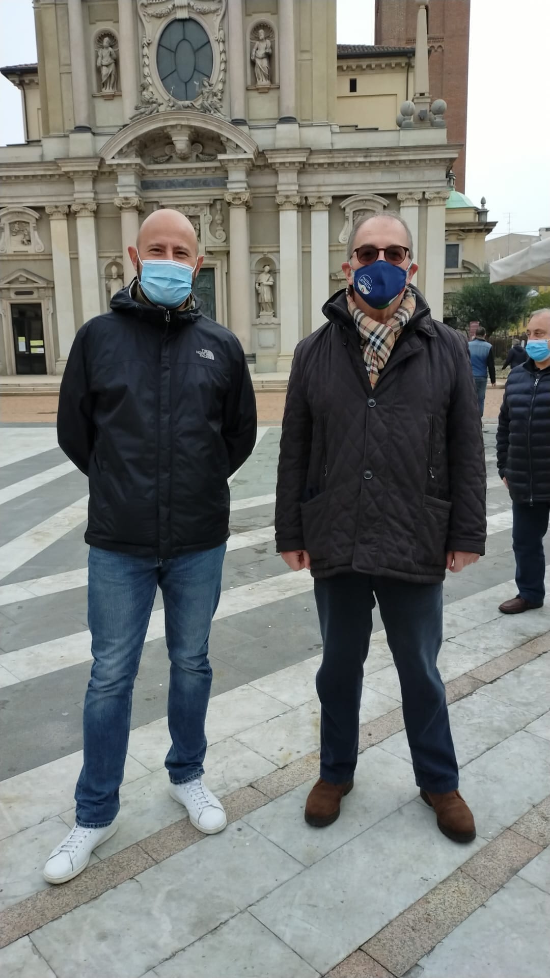 Fratelli d’Italia Saronno al flashmob “Hanno ucciso il lavoro” a Busto Arsizio