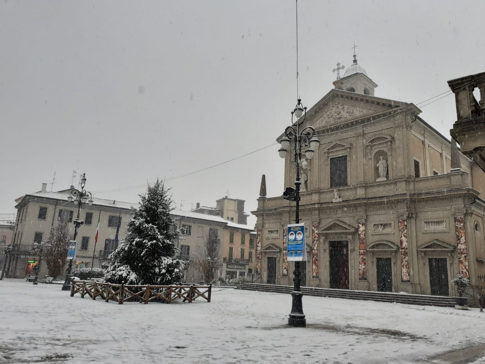 Meteo: freddo e neve su Saronno, Groane e Tradate. Già stasera