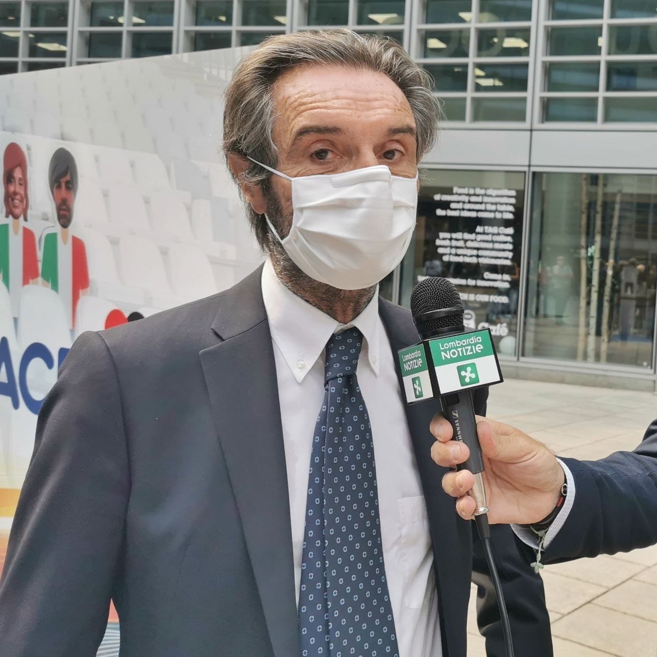 Vaccinazioni in Lombardia, Fontana: “Teniamo una quota di sicurezza”