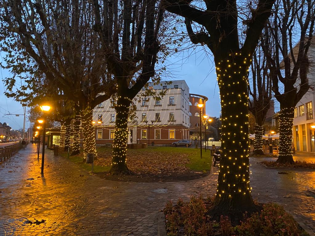 Addobbi natalizi: quest’anno Limbiate ha illuminato strade e piazze