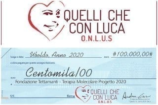 Uboldo da “Quelli che con Luca” un assegno da 100 mila euro alla ricerca