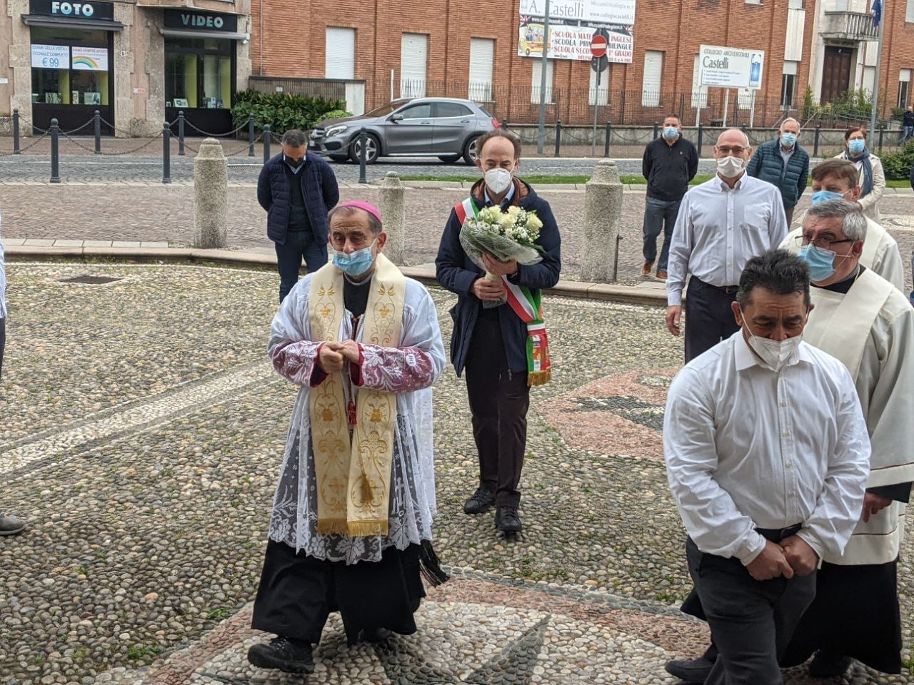 Primo maggio, l’arcivescovo Delpini presiede il pellegrinaggio mariano da Gerenzano al Santuario di Saronno