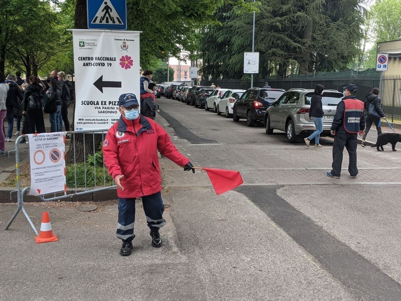 Dentro l’hub: l’Associazione carabinieri e la gestione del parcheggio dell’ex Pizzigoni (e dei bimbi che vanno a scuola)