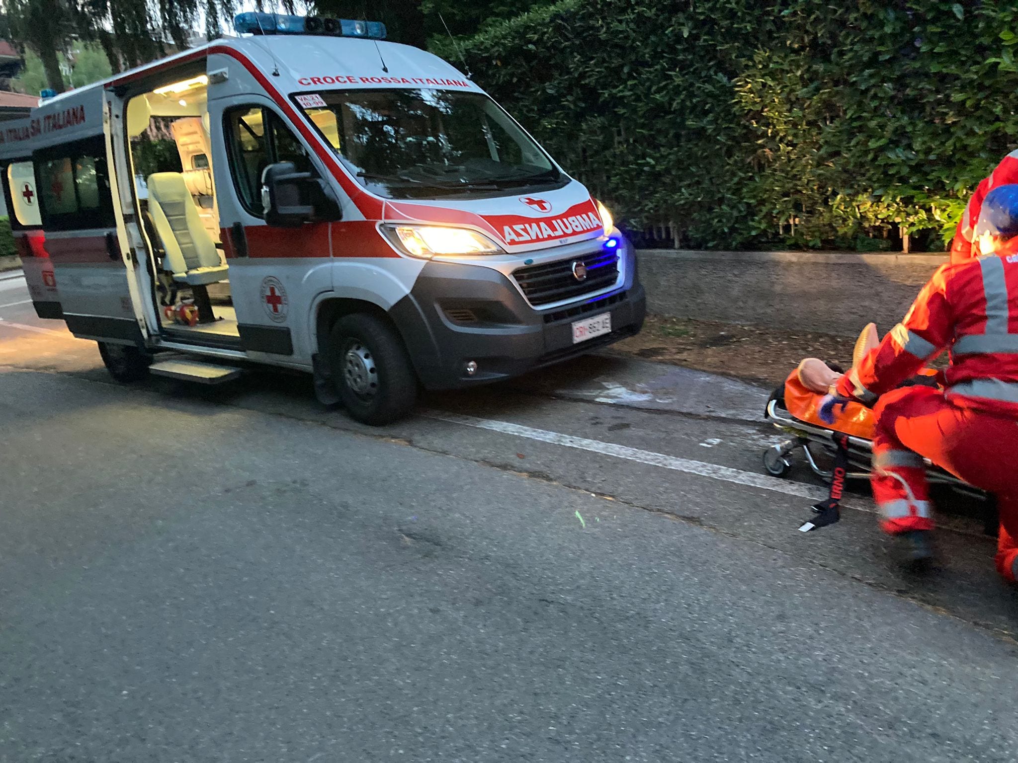 Incidente “motociclistico” a Cislago, arriva l’ambulanza