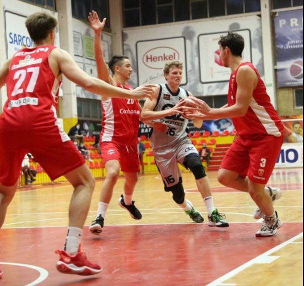Basket C Gold, capolista Az Saronno distratta sabato sera a Varese