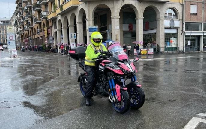Ciclismo, un saronnese al Giro d’Italia