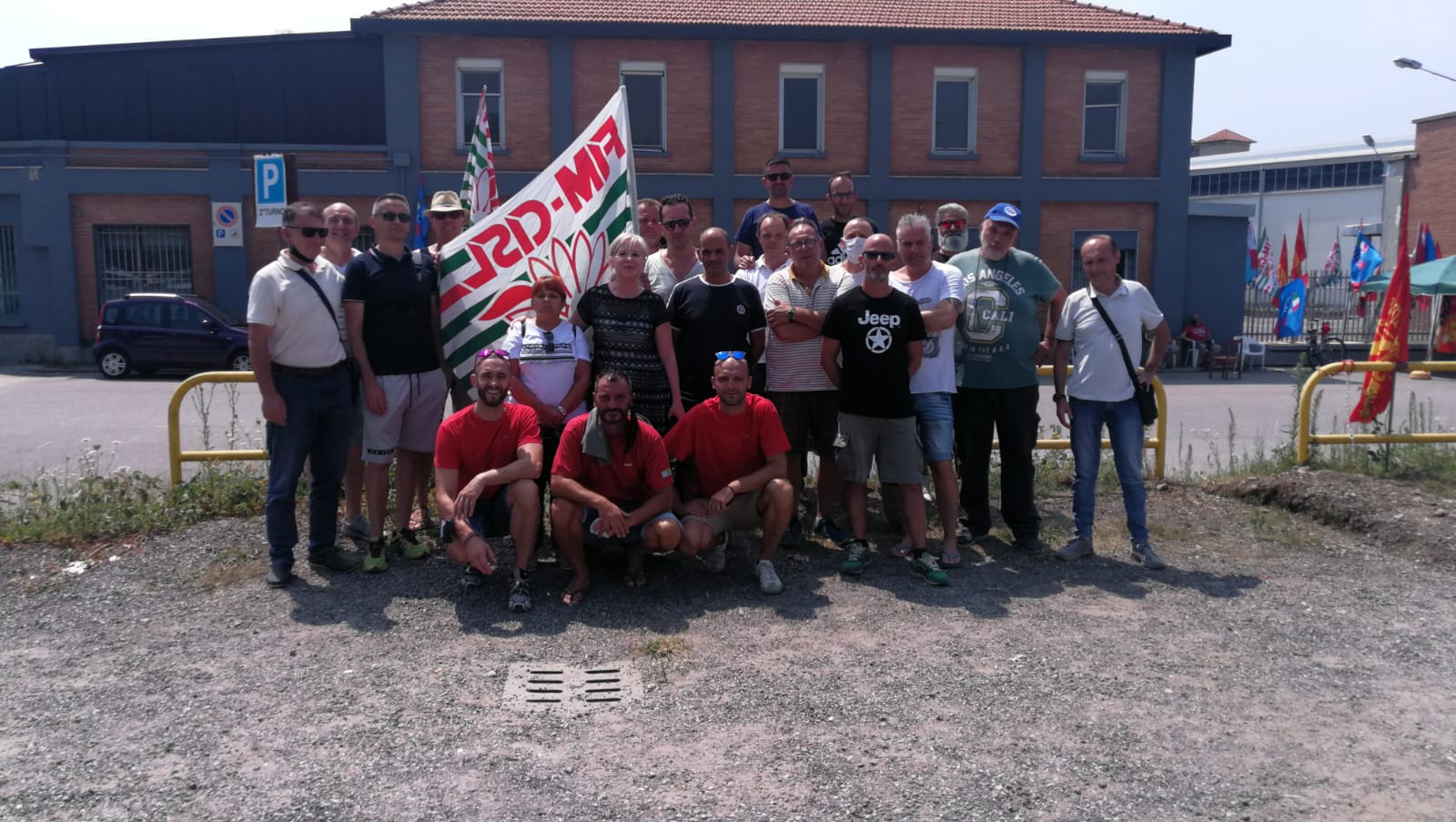 Chiusura Gianetti: solidarietà e fondi dai lavoratori della lecchese Cemb spa