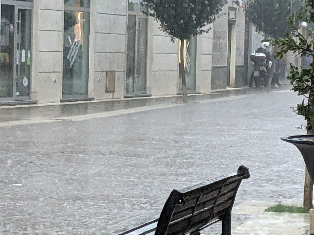 Saronno, Saronnese, Groane: allerta meteo per precipitazioni e vento