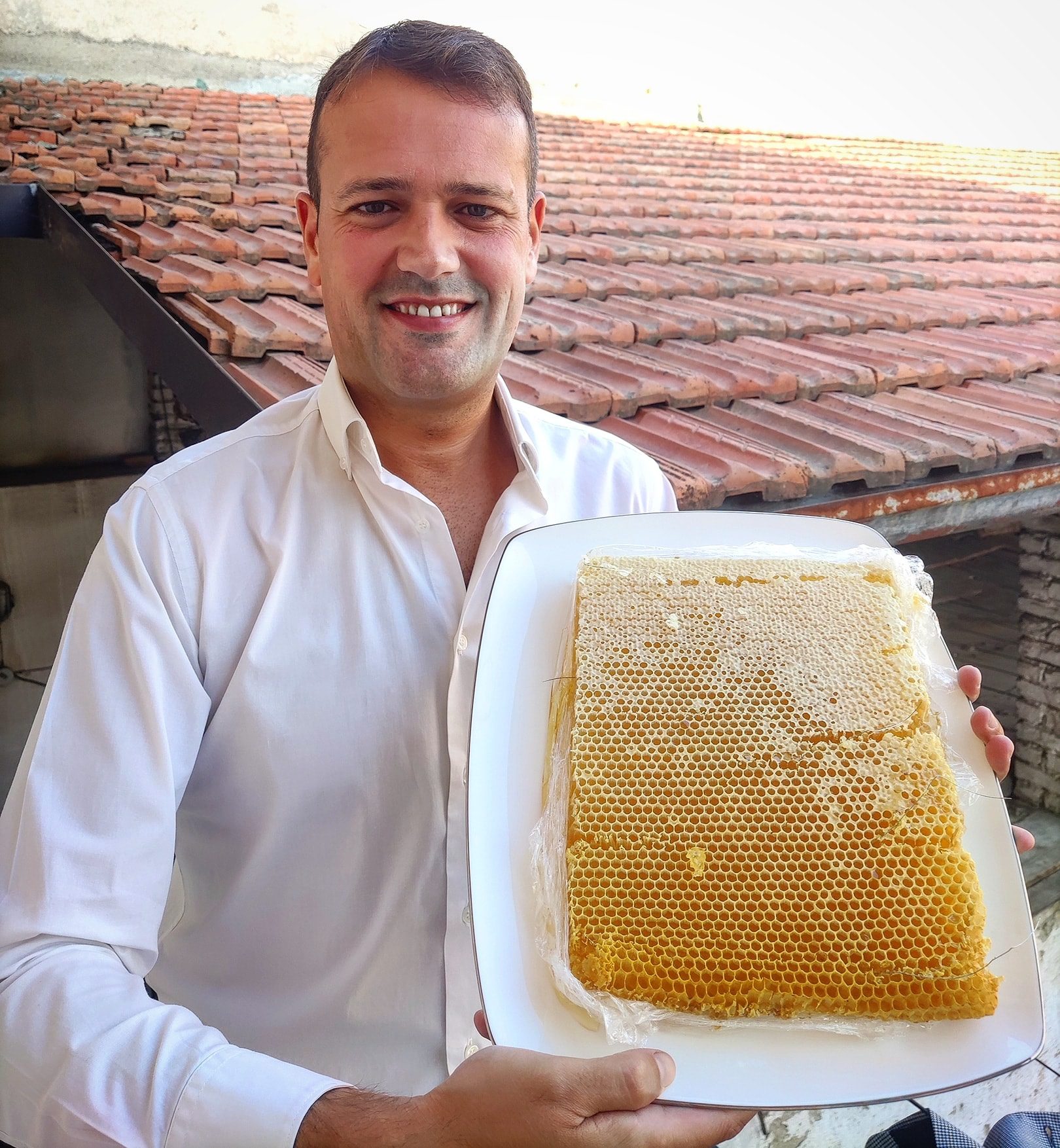 Crollo produzione, Dante Cattaneo: “Sosteniamo il miele italiano”