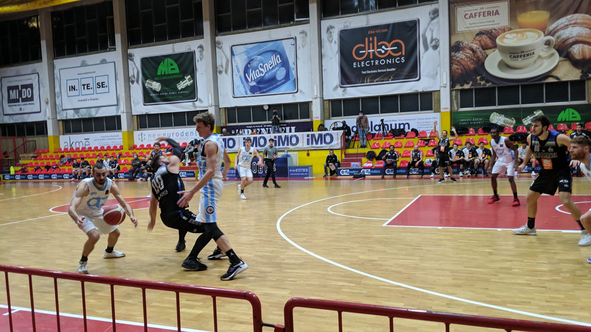 Basket C Gold, domenica torna la Az Robur Saronno