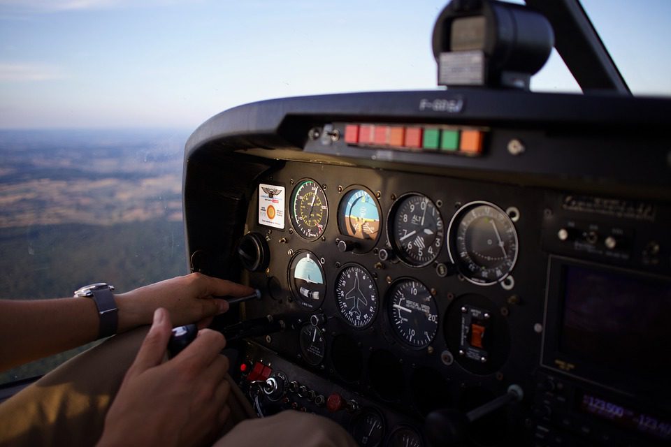 Professione pilota: boom di richieste per le scuole di volo