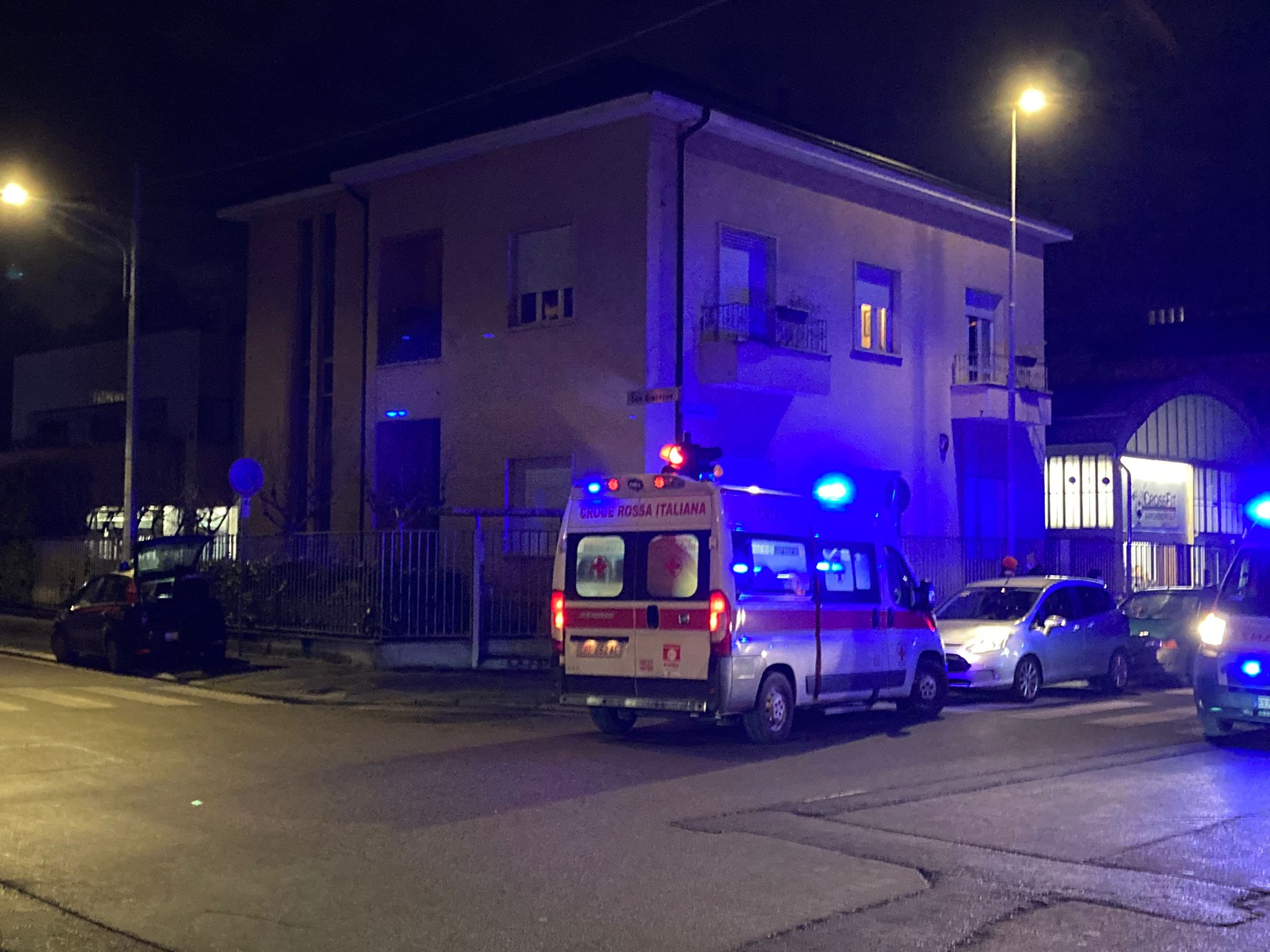 Saronno, incidente notturno in via San Giuseppe
