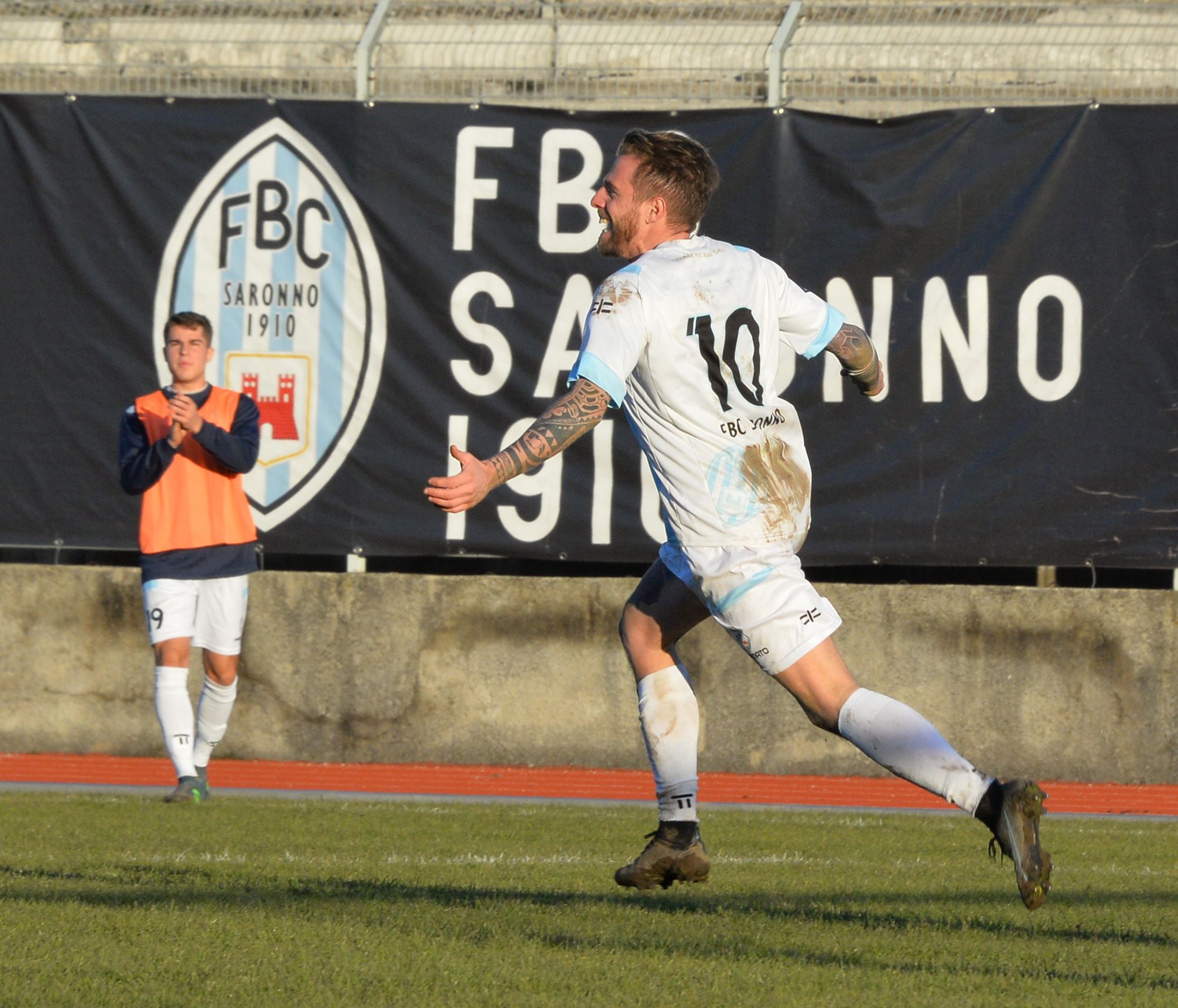 Calcio Promozione, Fbc Saronno batte Olimpia in 21 foto