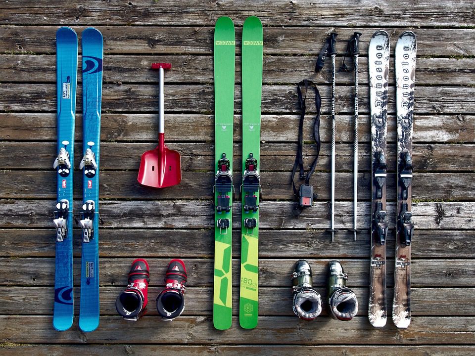 Sport invernali: boom di vendite per attrezzatura e accessori da sci con la riapertura delle piste