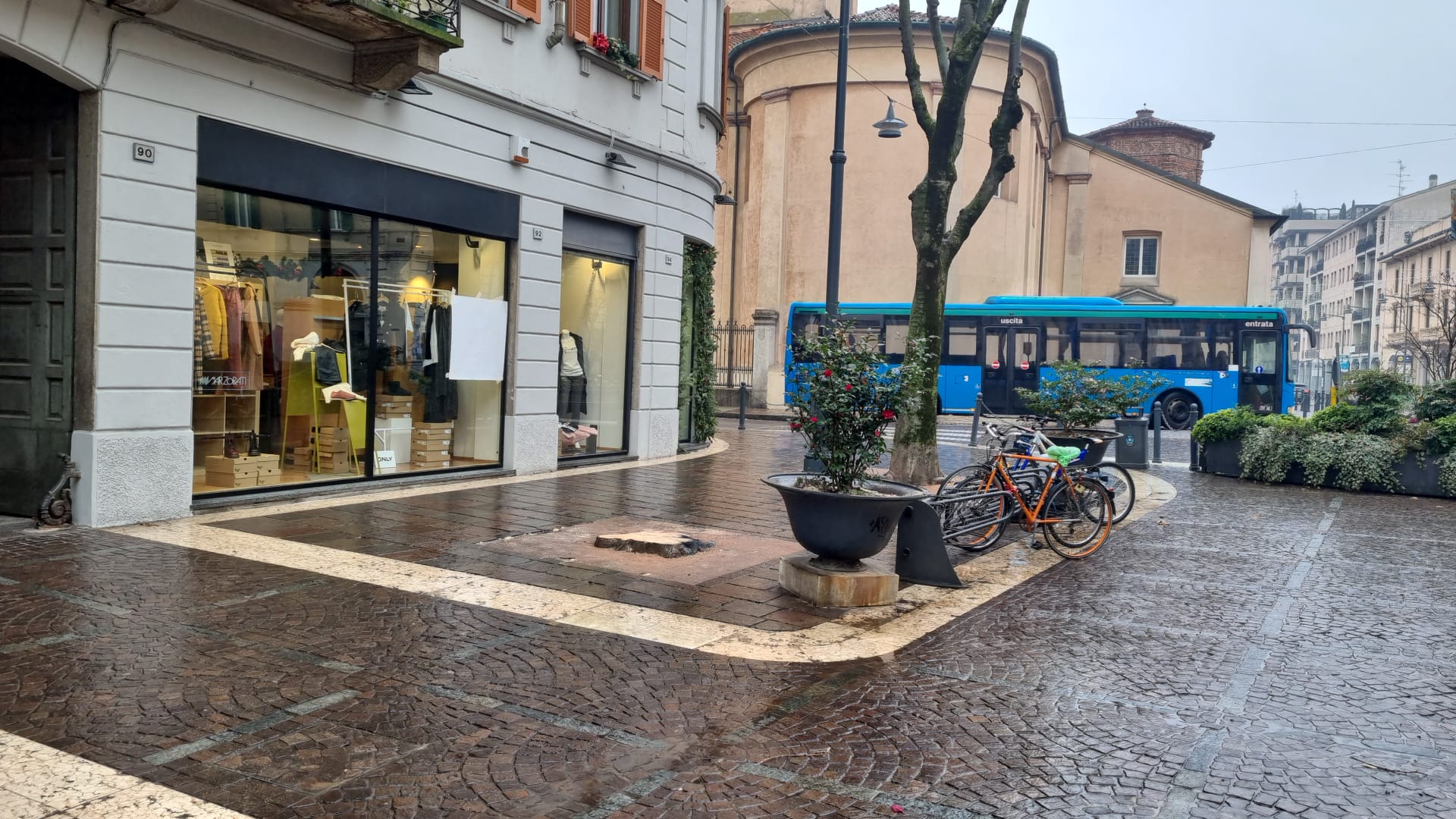 Veronesi: “Si apra corso Italia ai mezzi pubblici: migliorando il servizio, riducendo traffico e tempi percorrenza”