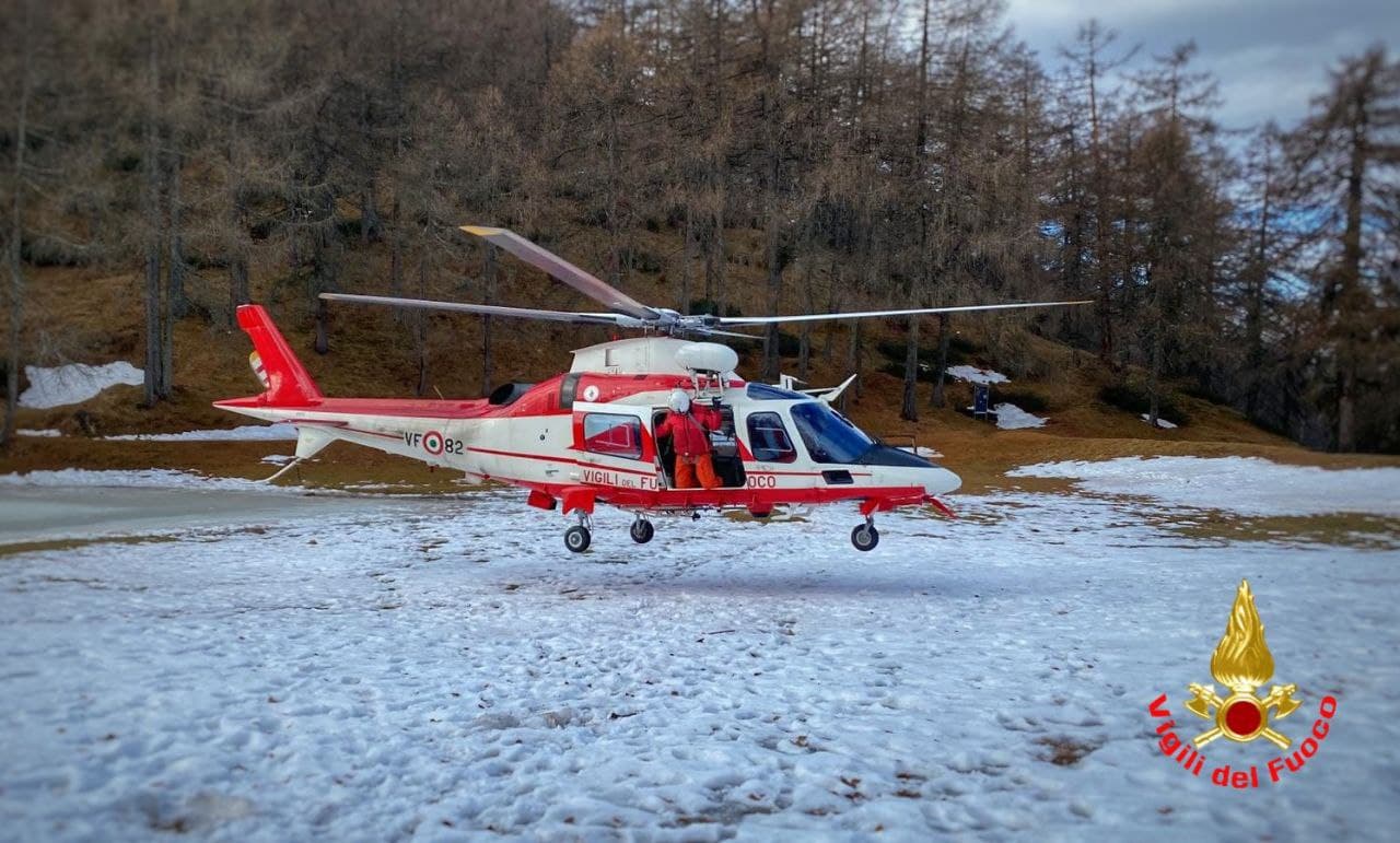 Saronnese disperso: dai droni all’elicottero e alla telefonia, ecco la mobilitazione sul monte Legnone (foto e video)