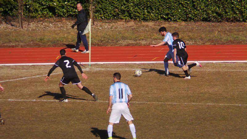Calcio 1′ cat A: Tradate stende il Luino, Pro Azzurra Mozzate vittoriosa in casa