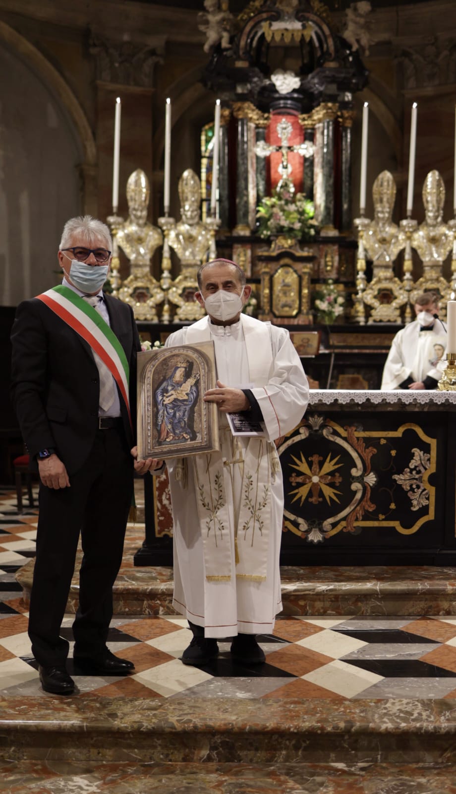 Con l’arcivescovo si è rinnovata la tradizione del pellegrinaggio Gerenzano-Saronno
