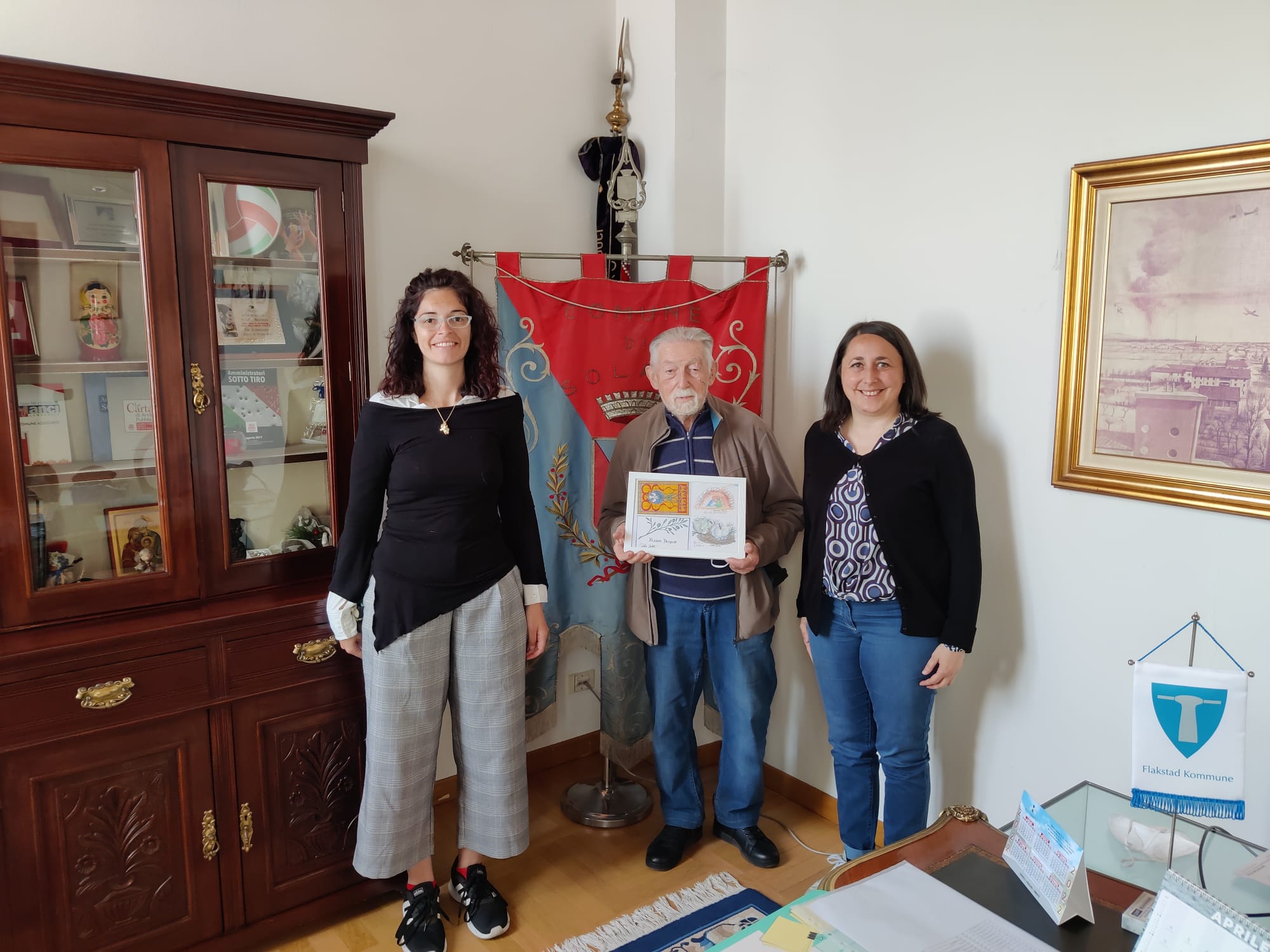 Solaro: sindaco e assessore incontrano il pittore Pietro Belotti