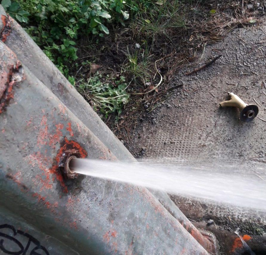 Saronno, calcio al rubinetto della fontanella… la Prociv rimedia in tempo record