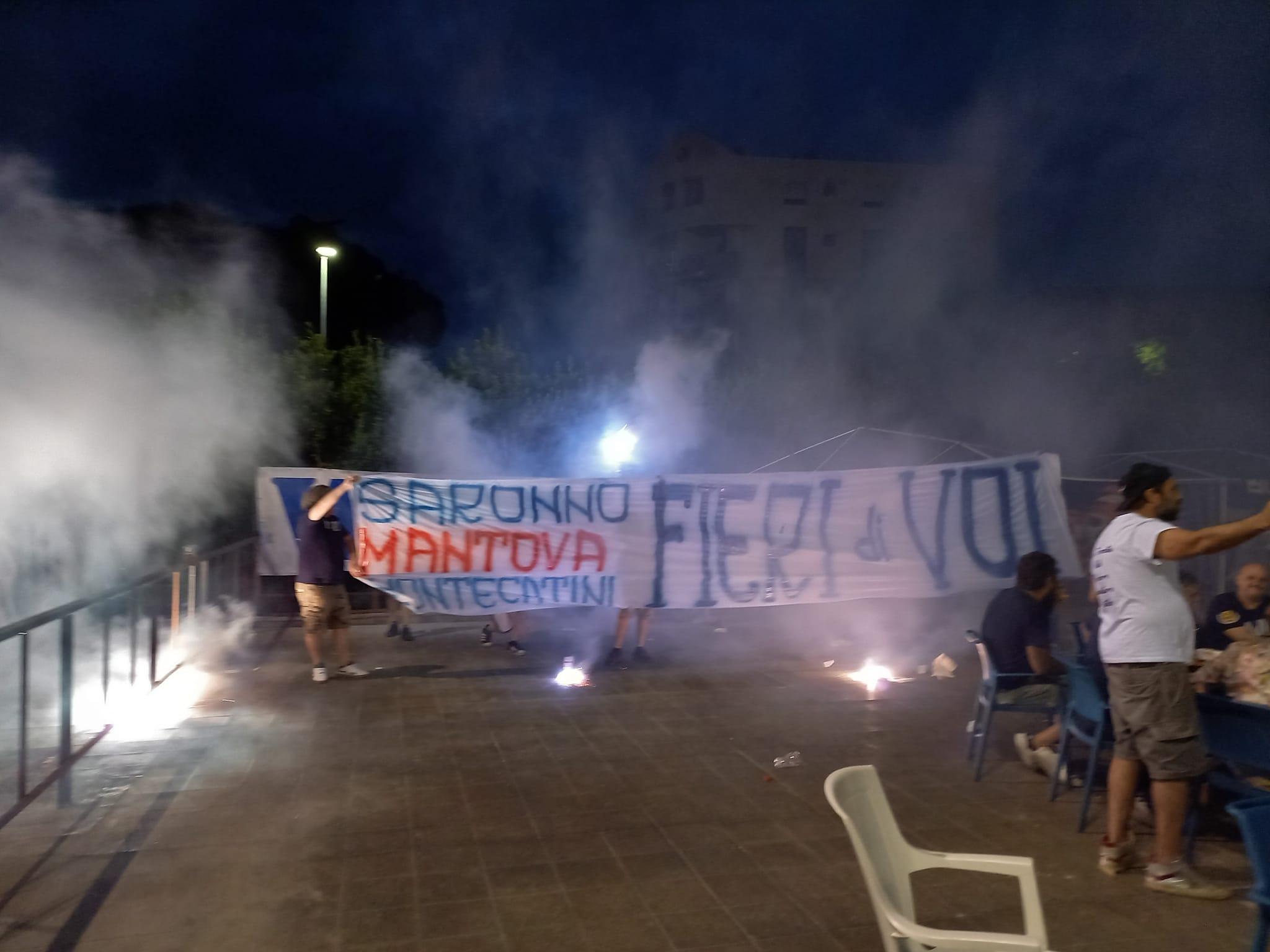 Fbc Saronno, ultras a Prato per la festa coi fedelissimi toscani
