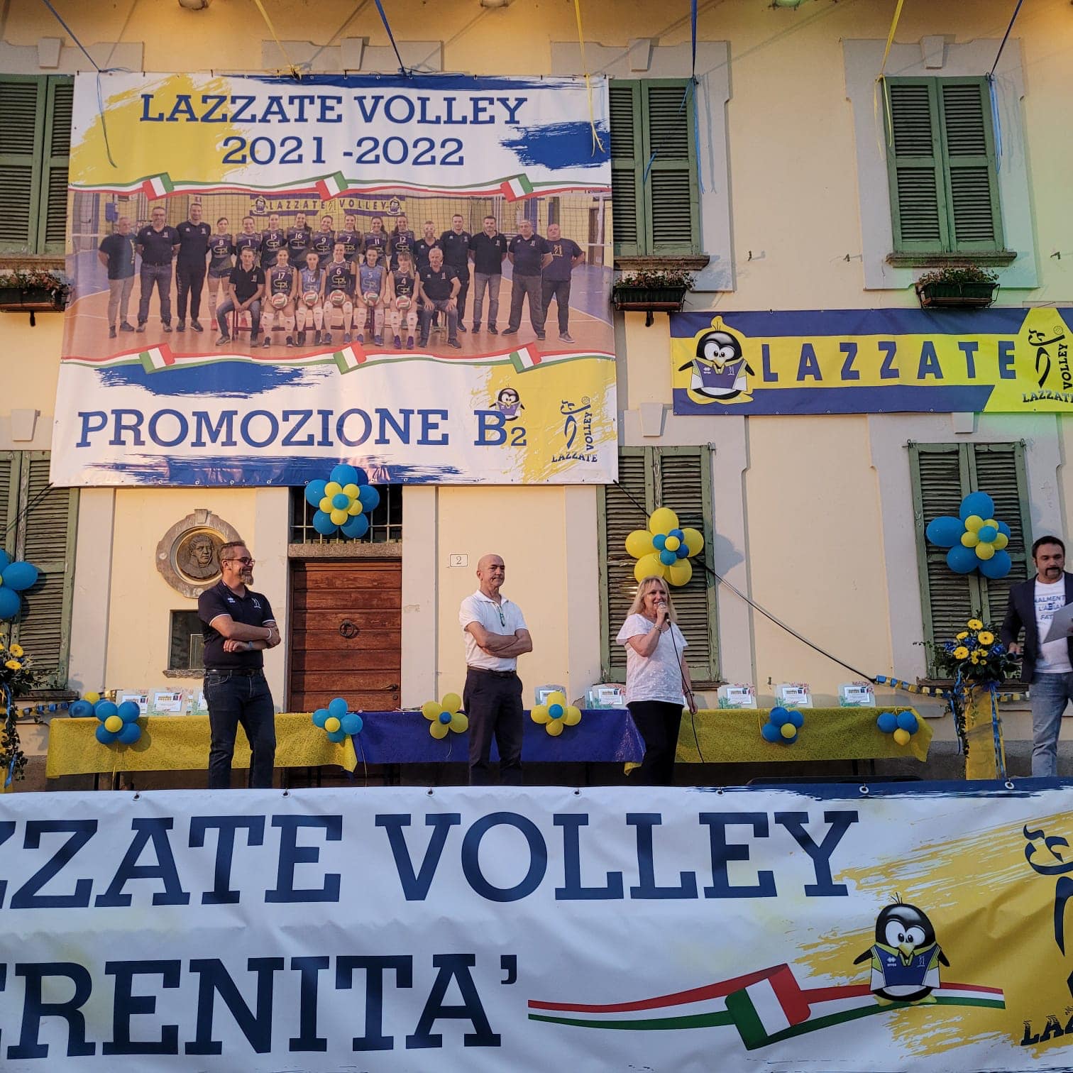 volley-lazzate-serie-b-con-sindaco-pizzi-2022