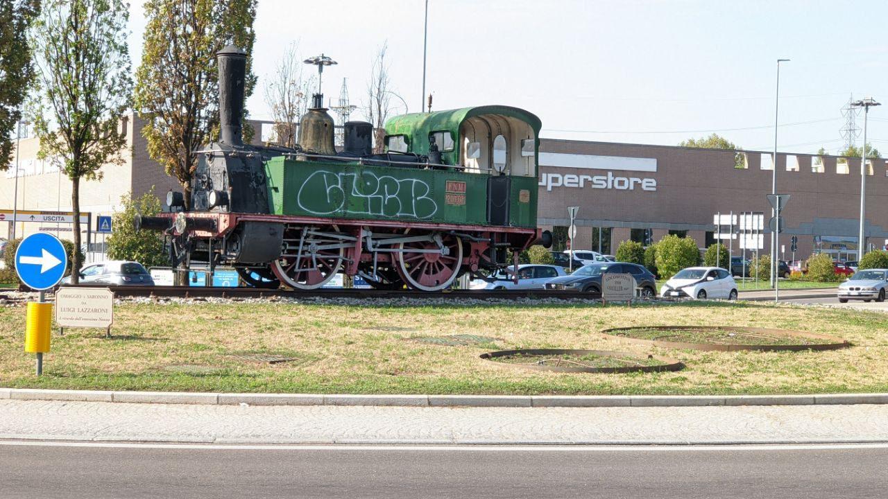 20220812 locomotiva vandalizzata (4)