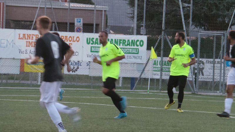 Calcio, prima sconfitta dopo tanto tempo per il Fbc Saronno (ma non conta niente)