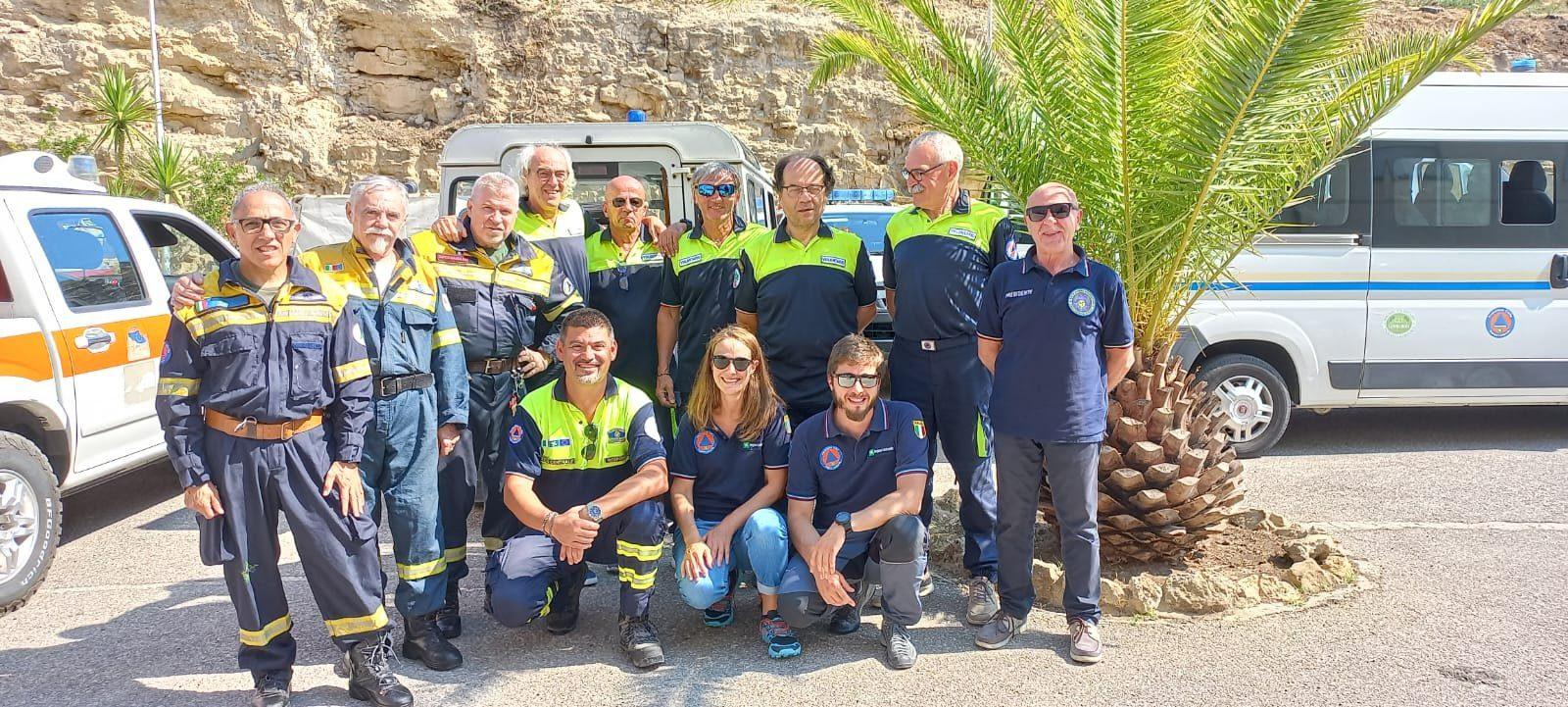 Volontari delle Groane (e da Rovellasca) in trasferta in Sicilia contro gli incendi