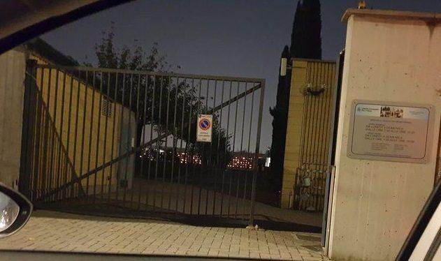 Saronno, cancello aperto di notte al cimitero. Cosa sta succedendo?