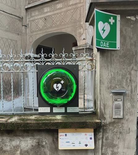Cislago, defibrillatore donato dal personale dell’ospedale di Tradate in ricordo di Matteo Gumieri