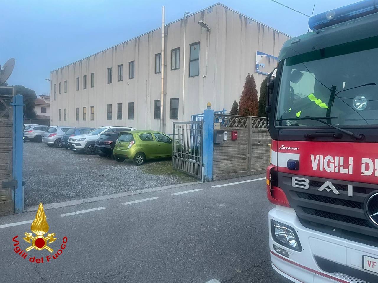 Dopo l’incidente sul lavoro a Saronno: in gravi condizioni all’ospedale di Varese l’operaio ferito
