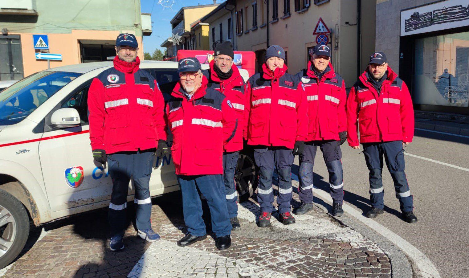 volontari associazione carabinieri caronno natale 2022