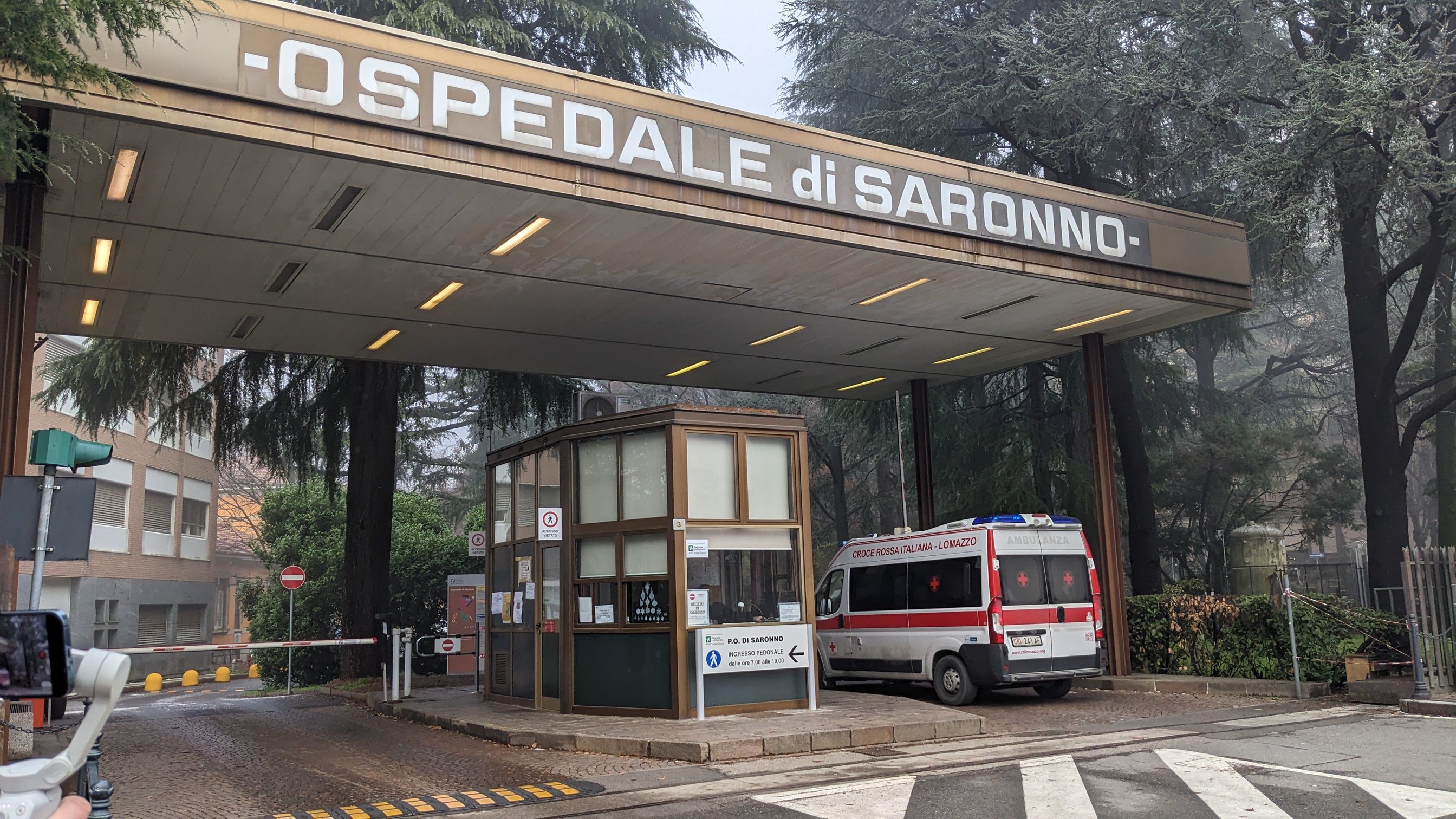 Ospedale di Saronno, il comitato continua la mobilitazione: “Oggi appuntamento davanti al Municipio”